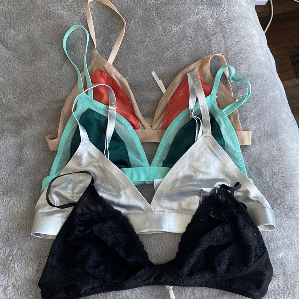urban outfitter bralette bundle